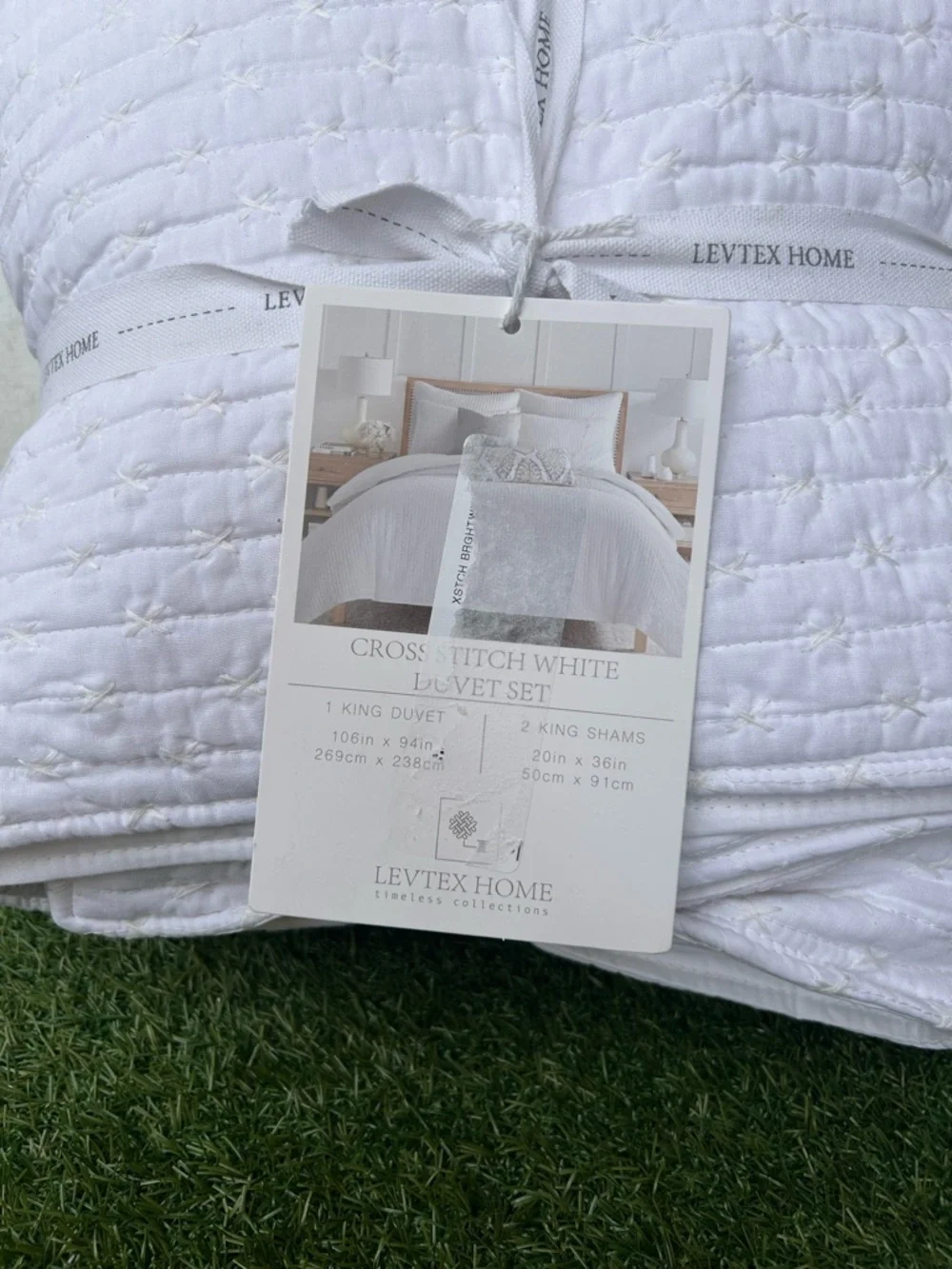 Levtex White Cross-Stitch Quilted Duvet Set white/new